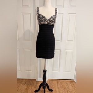 Like new size 2 black bandage Sherri Hill